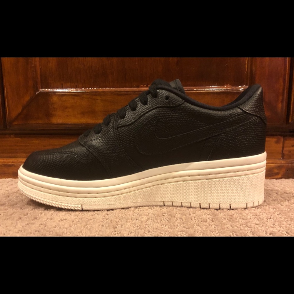 Women’s Air Jordan 1 RE Low Lifted - Picture 3 of 6
